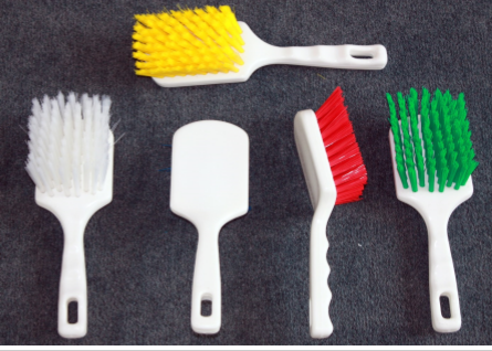 Brosse manche courte