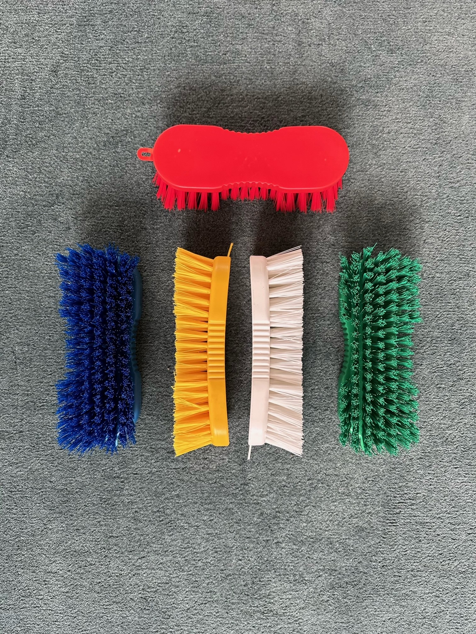 Brosse à main droite